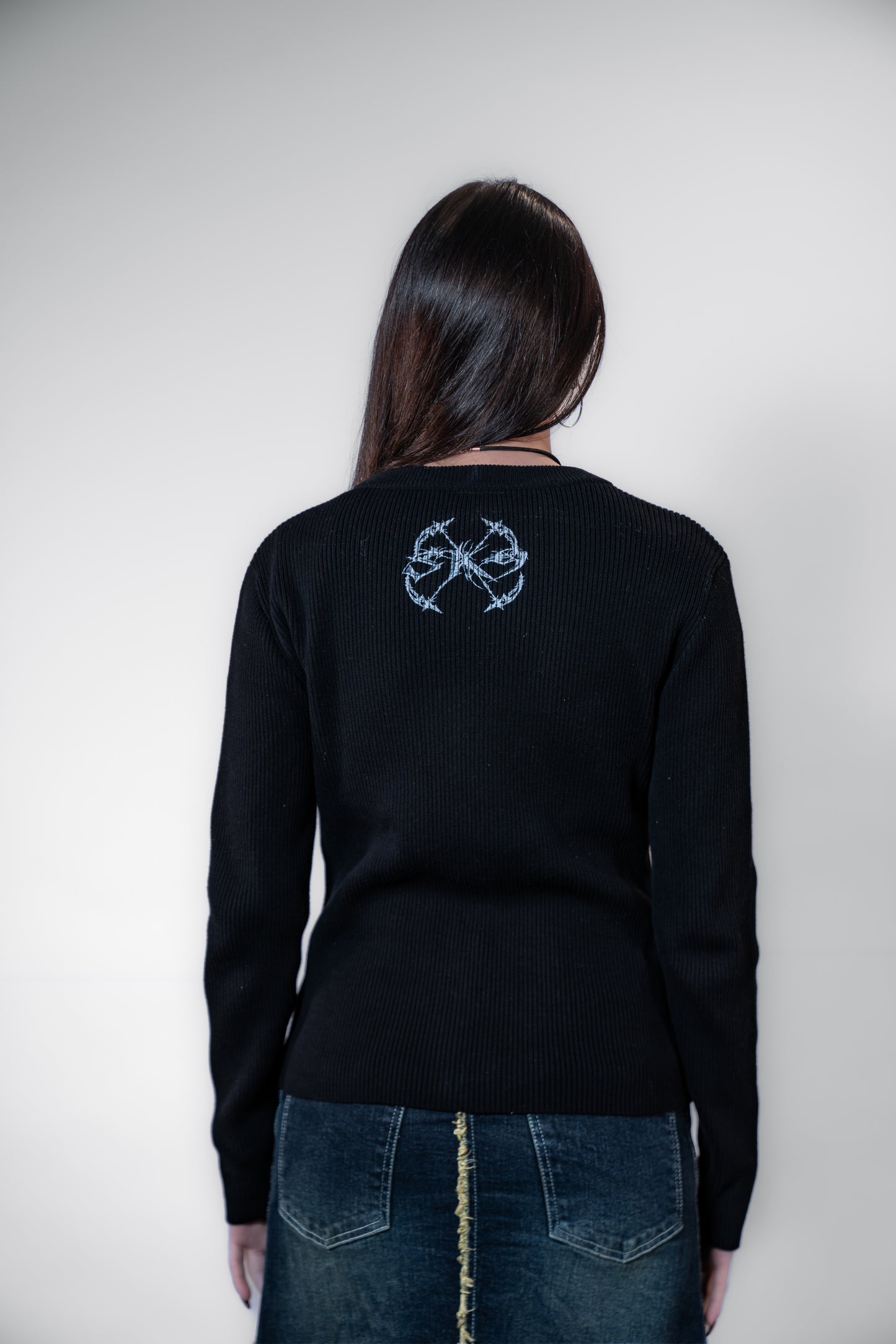 Troya sweater “BLACK”