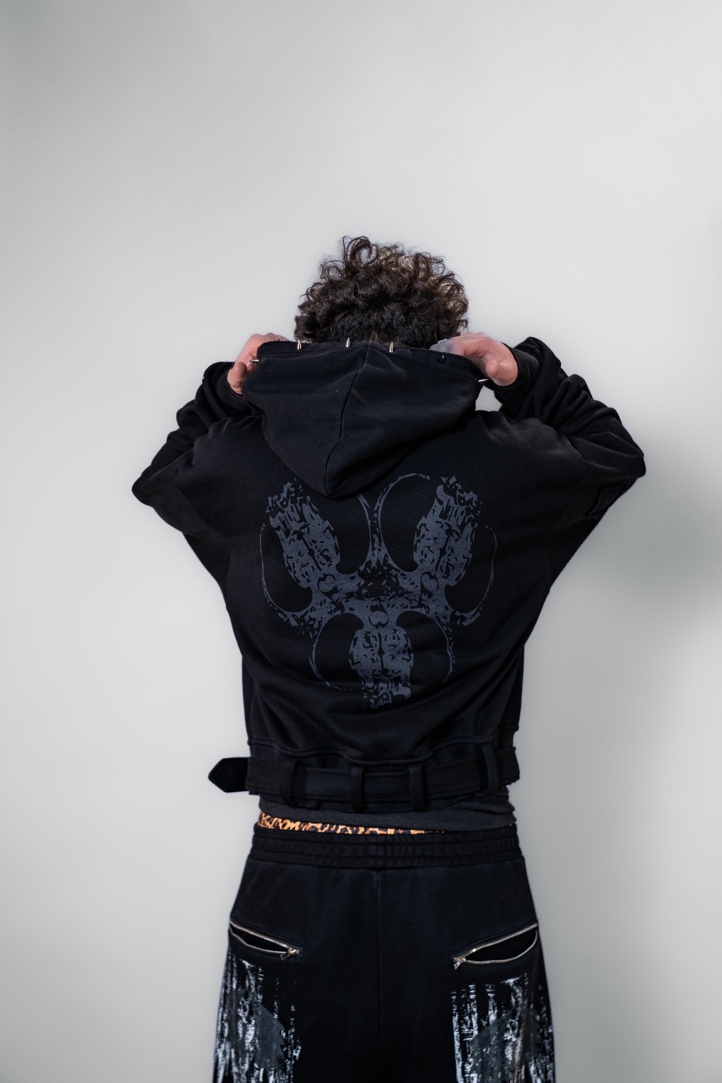 Tarnished hoodie”BLACK”